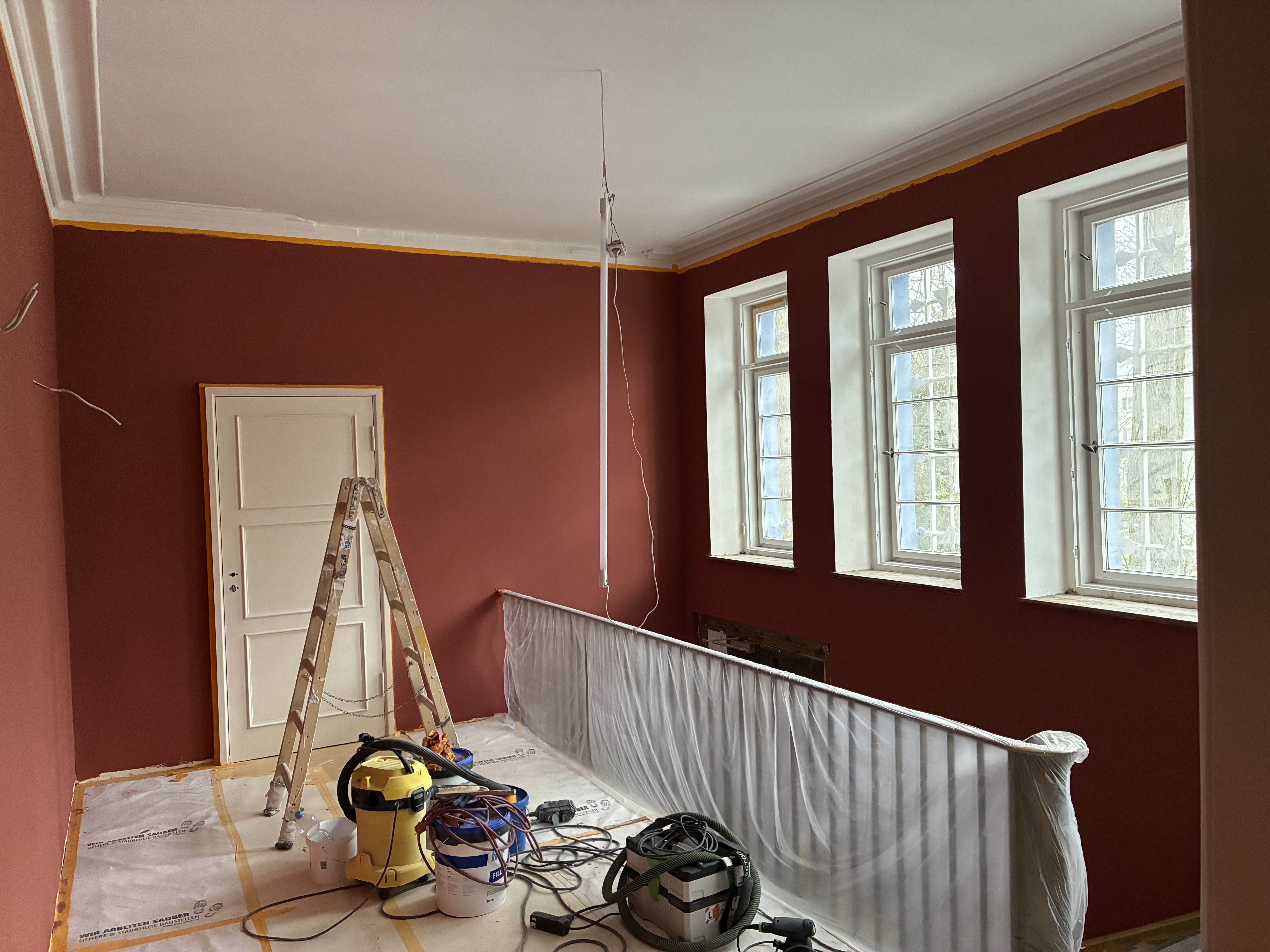 Theodor, Eingangsbereich